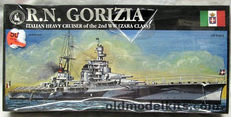 Tauro Model 1/400 RN Gorizia Heavy Cruiser, 203 plastic model kit